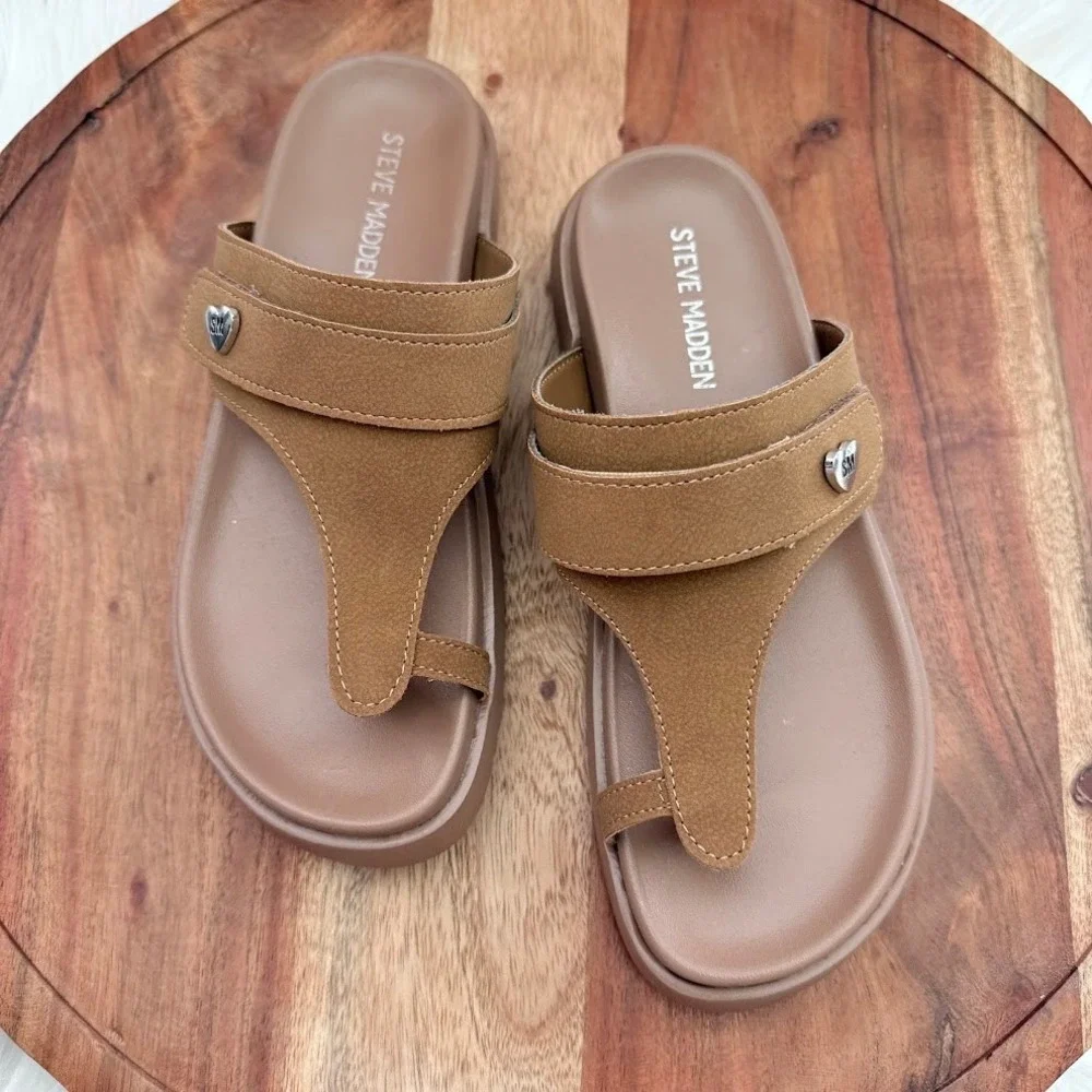 Steve Madden Jtawny 2 Tan Suede Toe Loop Platform Slide Sandals Kids Size 2